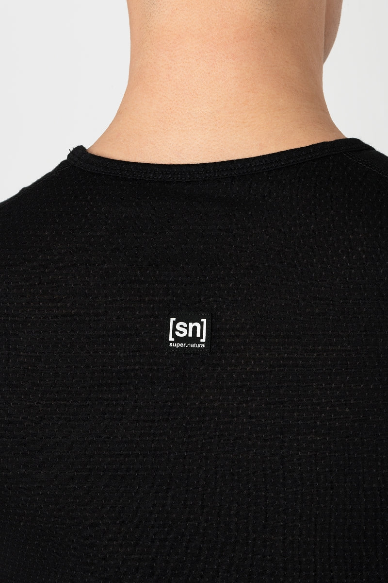 MIESTEN GRAVIER UNDER HIHATON ALUSPAITA