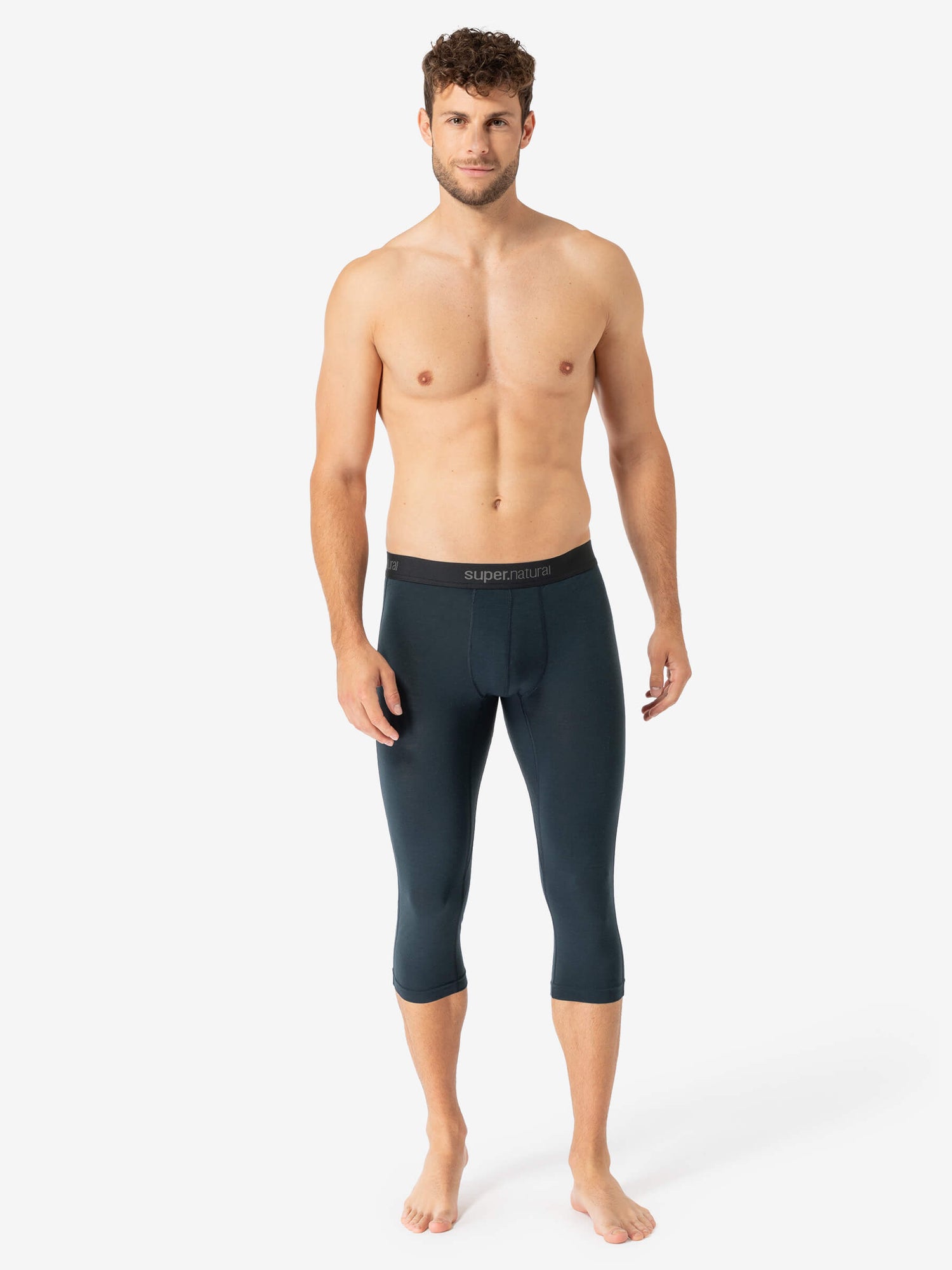 Miesten Tundra175 3/4 merino kerrastotrikoot, väri Blueberry – mallin päällä