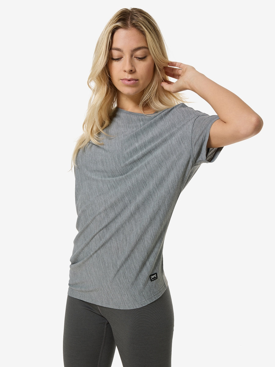 NAISTEN YOGA LOOSE TEE VÄLJÄ MERINO T-PAITA