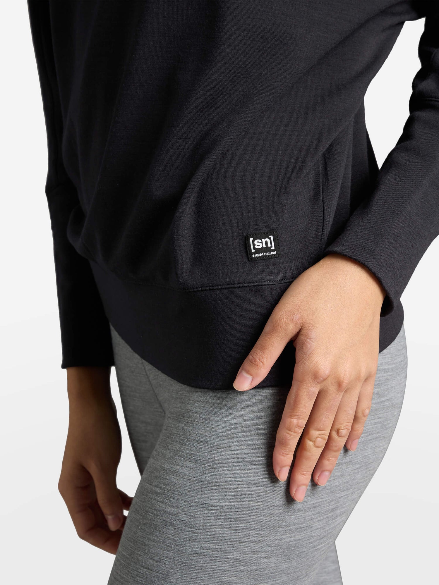 SUPER.NATURAL NAISTEN KULA SWEATER MERINOPAITA