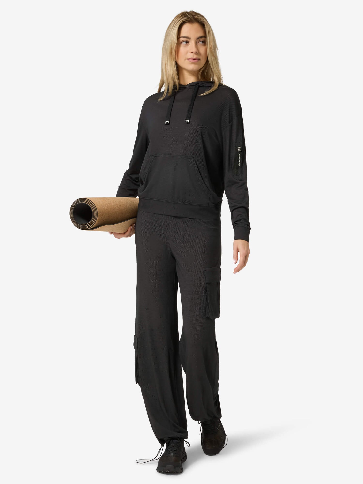 SUPER.NATURAL AIR HOODIE NAISTEN HUPPARI
