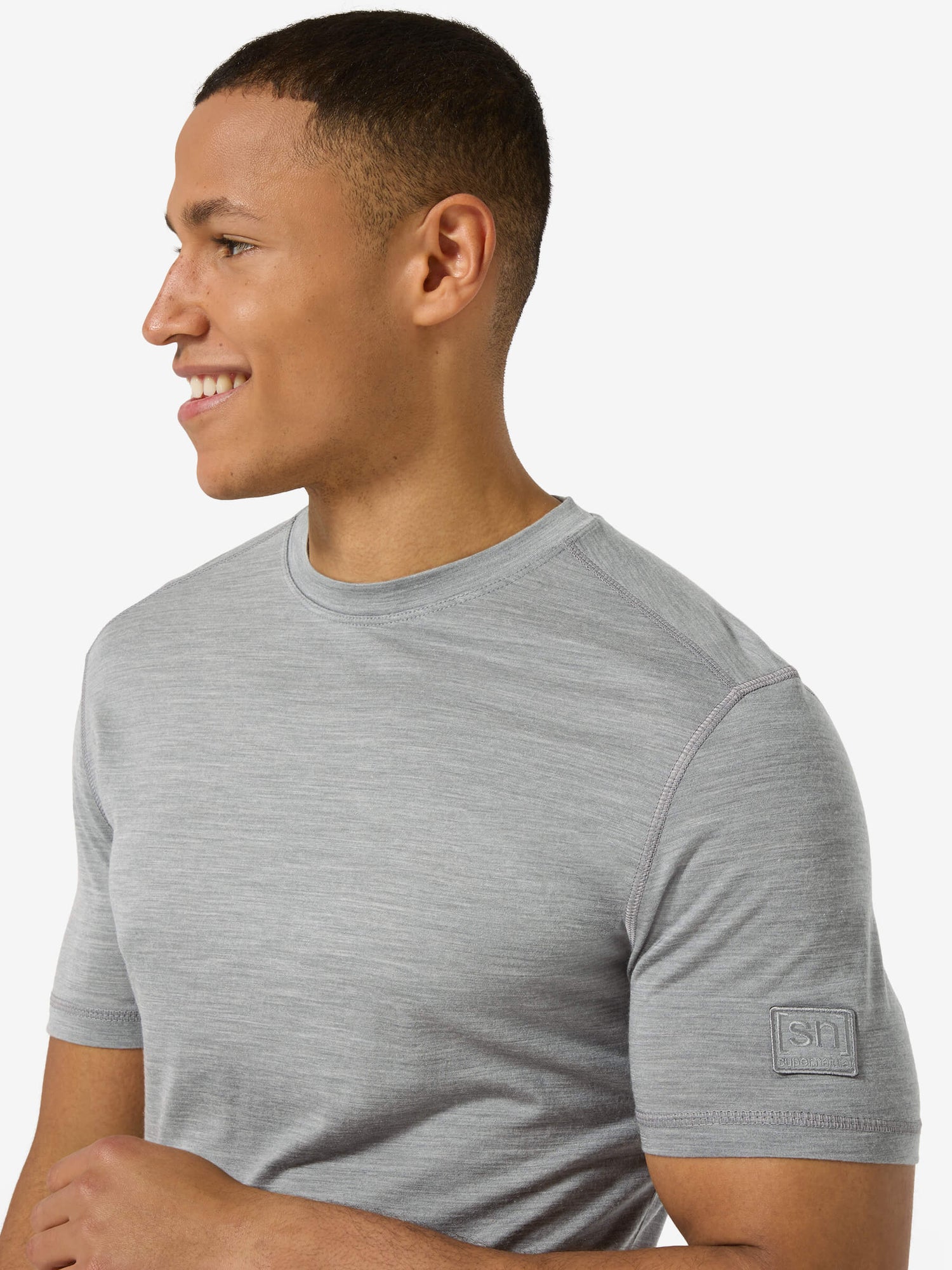 SUPER.NATURAL BIO BASE TEE  –  MIESTEN MERINO T-PAITA