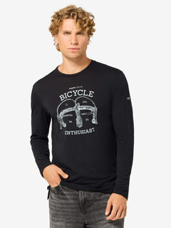 Miesten Bike Enthusiast LS pitkähihainen merinopaita, väri Jet Black/Various – mallin päällä