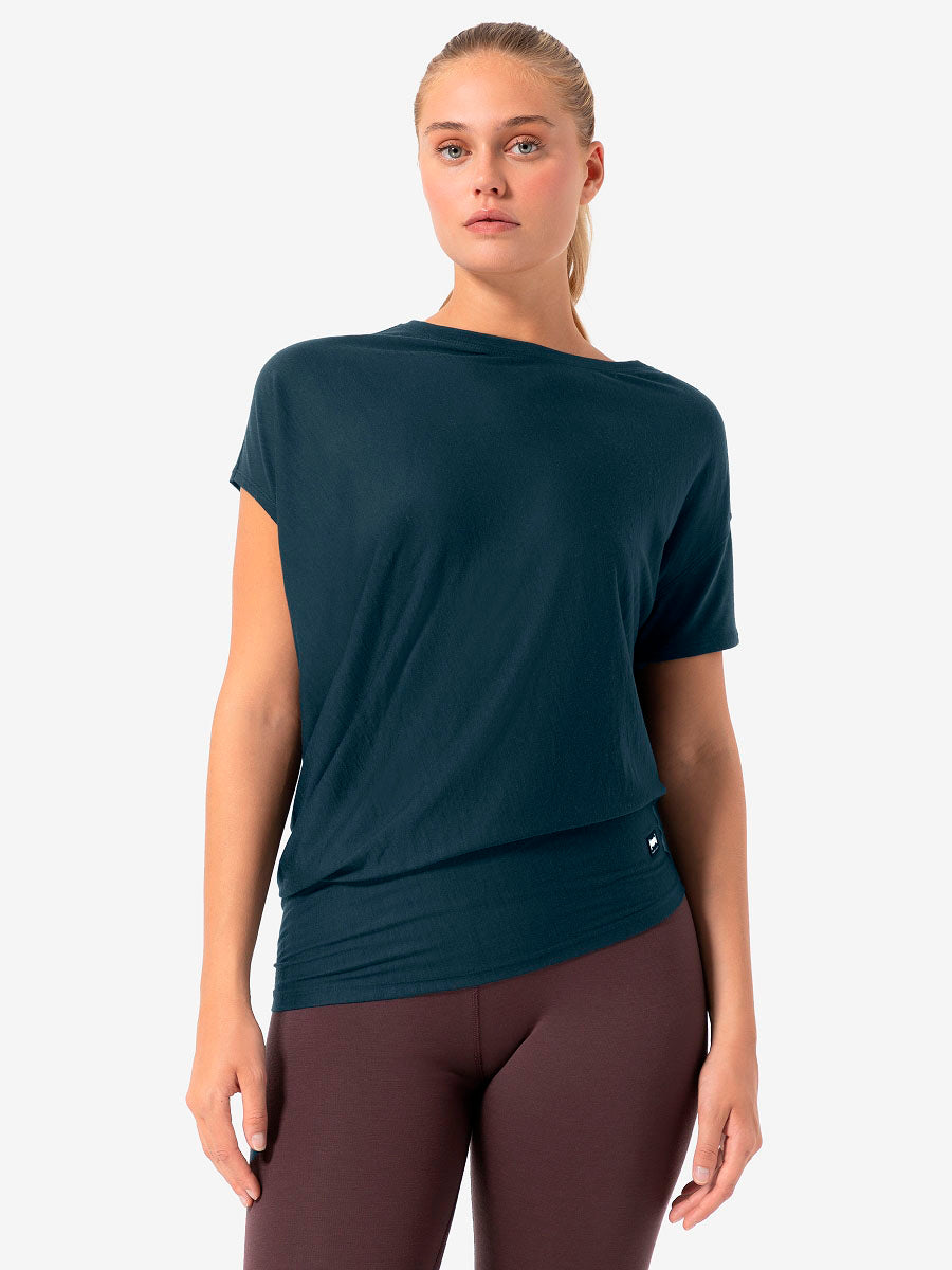 NAISTEN YOGA LOOSE TEE VÄLJÄ MERINO T-PAITA