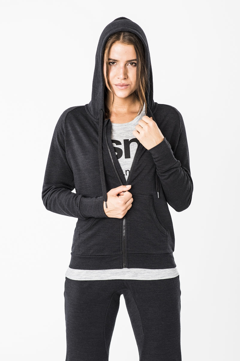 NAISTEN ESSENTIAL ZIP HOODIE VETOKETJULLINEN HUPPARI