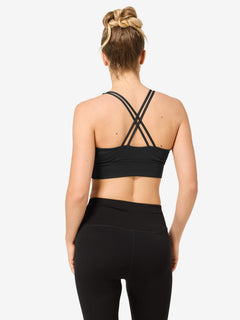Naisten All Day Super Top merinotoppi, väri Jet Black – mallin päällä