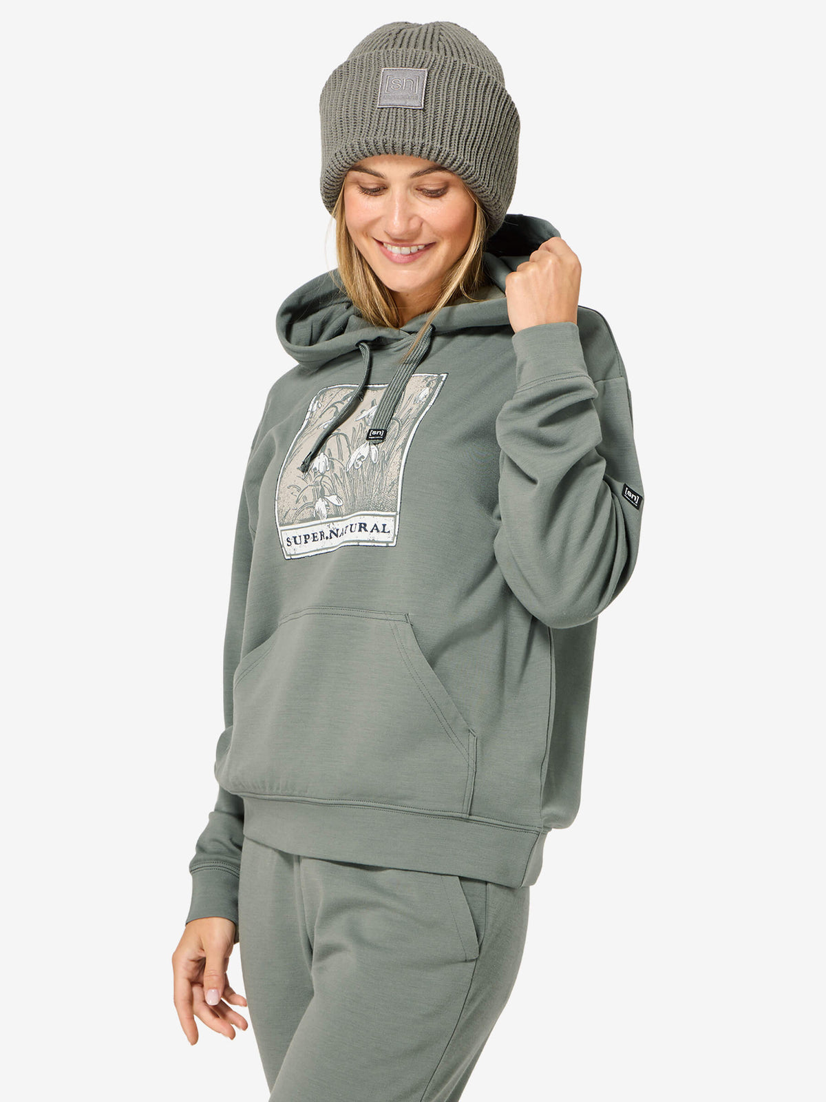 Naisten Snowdrops Hoodie merinohuppari, väri Eucalyptus/Various – mallin päällä